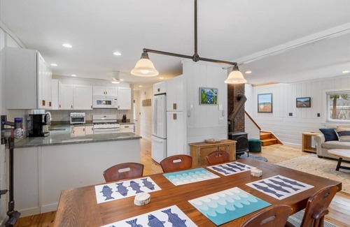 Ocean Park House | Peaceful & Updated Ocean Park 3BR, 2-Bath Beach Cottage