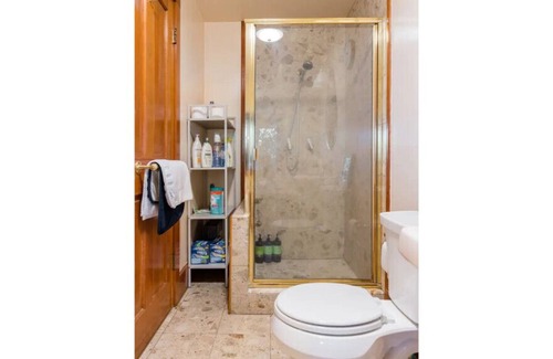 Dolores Heights Apartment | Peaceful Victorian Inlaw, Short Ride to Downtown SF