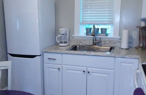 Wells River Apartment | Peaceful View Guest Apartment in Historic Victorian Building