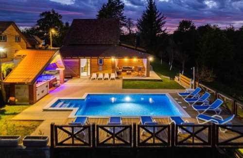 Gornje Dubrave Villa | Peaceful Villa in Gornje Dubrave with Private Pool