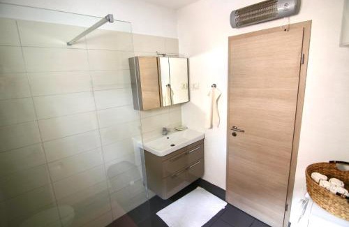 Cove Makarac (Milna) House | Peaceful Villa Nana Brač