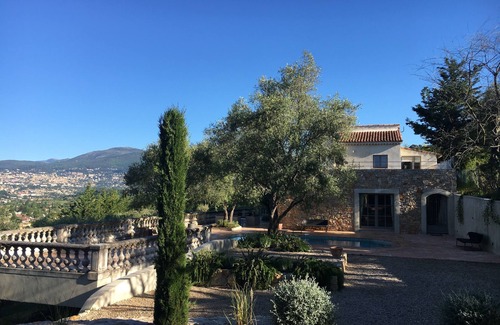 Mouans-Sartoux Villa | Peaceful w Amazing Views, Aircon & Heated Salt Water Pool nr Valbonne & Mougins