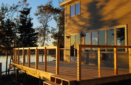 Ellsworth House | Peaceful, Waterfront Home Near Acadia. Amazing Sunsets. Reserve now for 2026.