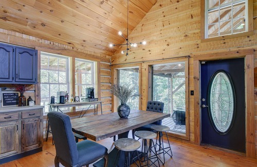 Whitley City Cabin | Peaceful Whitley City Cabin on 10 Wooded Acres!