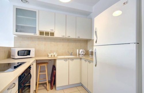 Nachlaot Apartment | Peaceful Windows of Jerusalem
