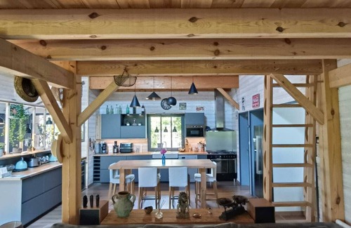 Le Porge House | Peaceful wooden house in a green setting 10 minutes from the beach!