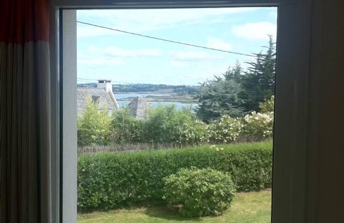 Carantec House | Peacefull villa, (beautiful tip of Penn Al Lann, sea 50m), Carantec, Britanny.