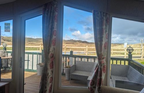 Borth House | Peacehaven, Ynyslas, Borth