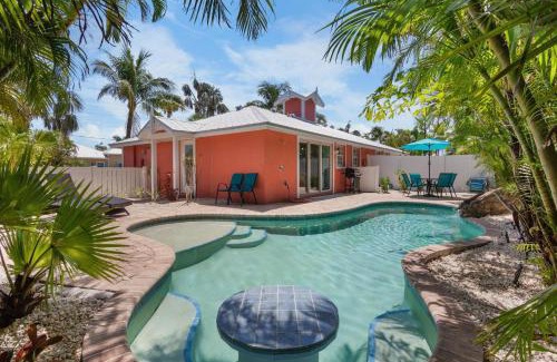 Holmes Beach House | Peach Bellini