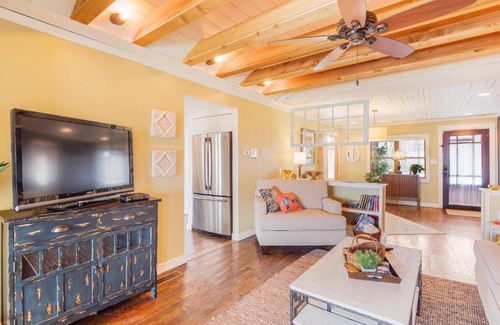 Lookout Mountain House | Peach Bluff House