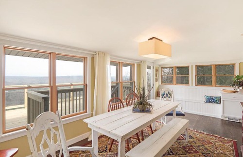 Lookout Mountain House | Peach Bluff House