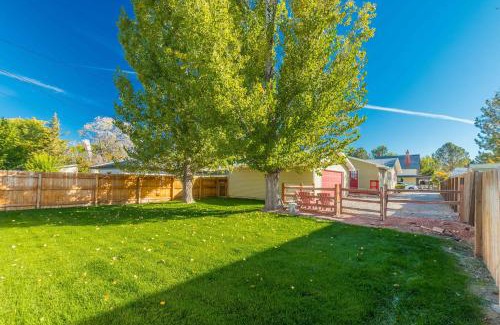 Fruita House | Peach House Ii - Cozy, Inviting Downtown Cottage!