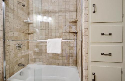 Fruita House | Peach House Ii - Cozy, Inviting Downtown Cottage!