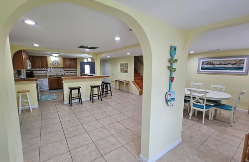 Garden City House | PeachLife in Garden City