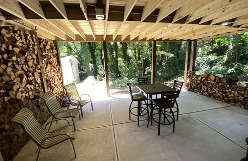 Buckhead Apartment | Peachtree Peach