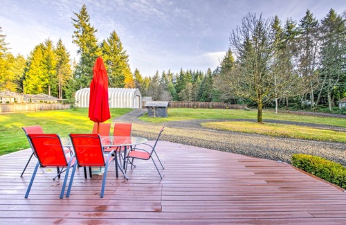 Gig Harbor House | Peacock Hill Retreat on 1 Acre, 1 Mi to Harbor