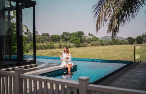 Nagoa Villa | Peacock Villa 5BR at Saligao with Private Pool
