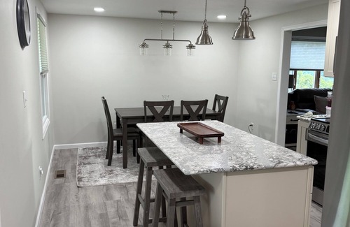 West Columbia House | Peak Retreat is a private 3-bedroom house with WiFi and AC in tranquil Racine OH