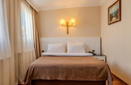 Talimhane Hotel | Peak Star Hotel