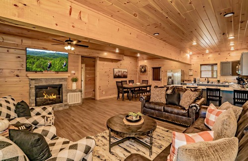Sevierville Cabin | Peaks for Itself: Indoor Pool, Game Room, Hot Tub, Top Amenities, close to Attractions!