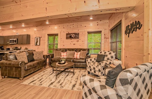 Sevierville Cabin | Peaks for Itself: Indoor Pool, Game Room, Hot Tub, Top Amenities, close to Attractions!