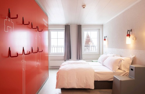 Val d'Illiez Cabin | Peanut Mountain Lodge
