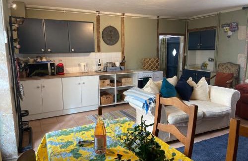 Millac Apartment | Pear gîte set in beautiful private surroundings