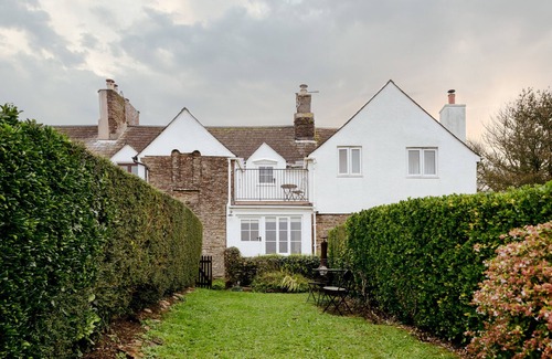 South Milton Cottage | Pear Tree Cottage - Cosy one bedroom Cottage