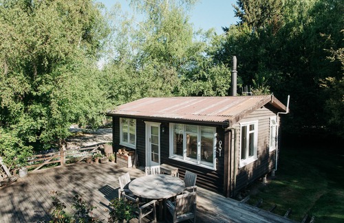 Dalefield House | Pear Tree Cottage | Queenstown | Country Luxury | Hot Tub | 15 Guests