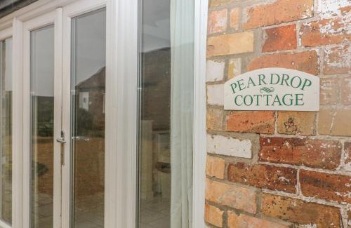 Louth House | Peardrop Cottage