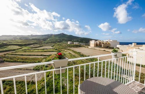 Marsalforn Apartment | Pearl Accommodations