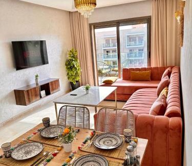 Marrakech Apartment | PEARL GARDEN Luxueux Studio Chic Piscine Terrasse Netflix IPTV Parking