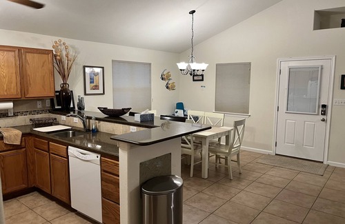 Port Aransas House | Pearl in the park!