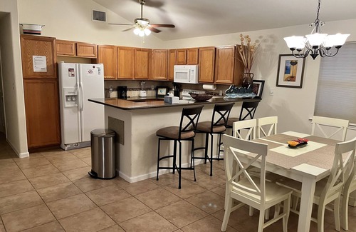Port Aransas House | Pearl in the park!