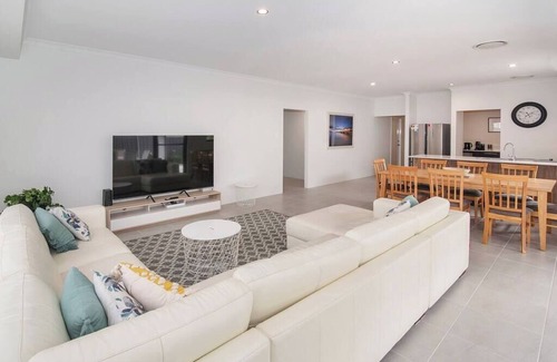 West Busselton House | Pearl Mews - Heart of Busselton