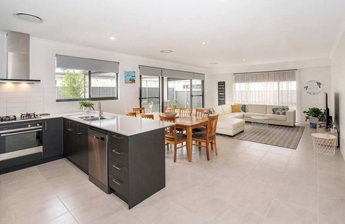 West Busselton House | Pearl Mews - Heart of Busselton