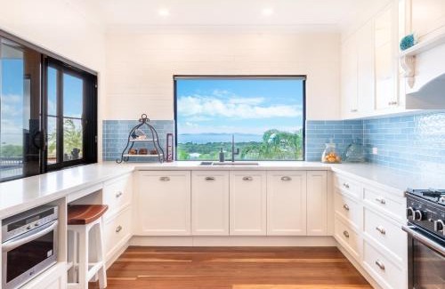 Taranganba House | Pearl of the Coast