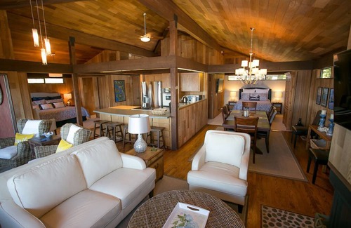 Bainbridge Island House | Pearl's Beach House - Point White/Lynwood, No-Bank waterfront, Mt. Rainier View