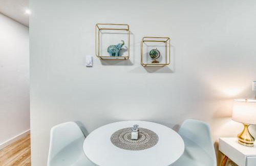 Eugene Hotel | Pearl Street Studio