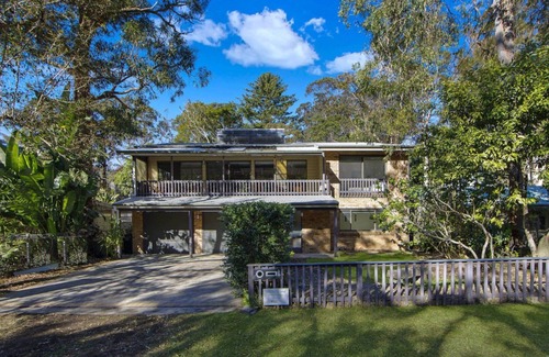 Pearl Beach House | Pearlside - Airconditioned, Pet Friendly & WIFI