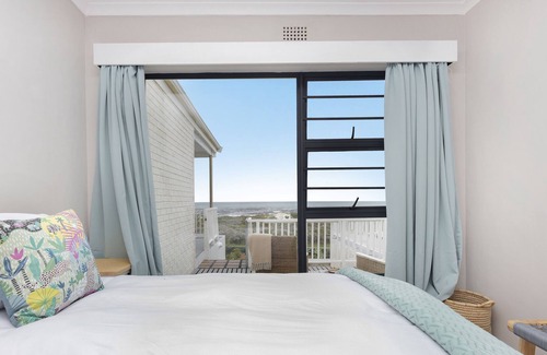 Pearly Beach House | Pearly Beach House