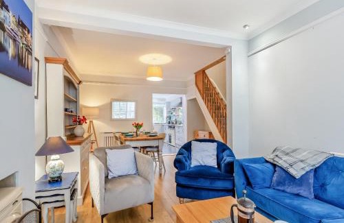 Weymouth House | Pebble Cottage