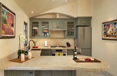 Pebble Beach Cottage | Pebble Cottage: New, Elegant, Steps away from Pebble Beach Lodge and Stevenson