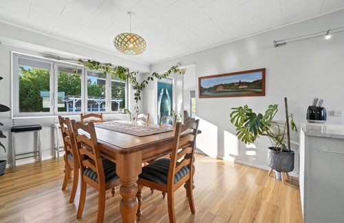 Birdlings Flat House | Pebble Shore Haven - Little River Holiday Home