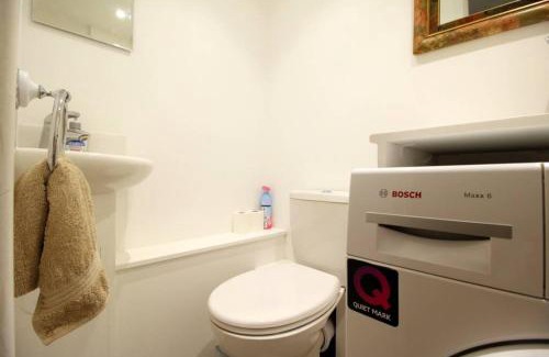 Seaford Apartment | Pebbles Apartment By Air Premier