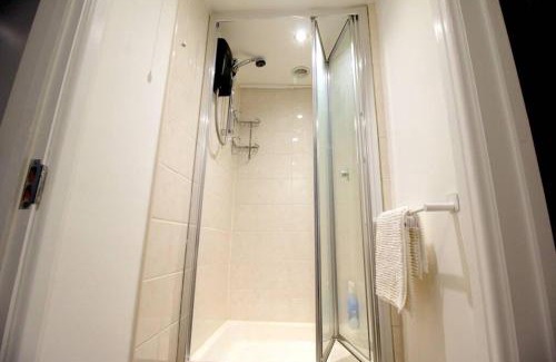 Seaford Apartment | Pebbles Apartment By Air Premier