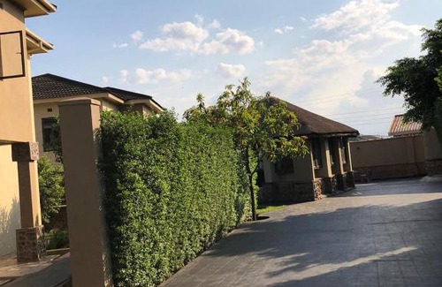 Lilongwe Hotel | PEBBLES BOUTIQUE HOTEL