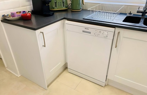 Weymouth House | Pebbles Family Holiday Home Weymouth Dorset - 2 mins walk to sea/Jurassic coast