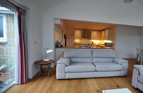 Bridport House | Pebbles