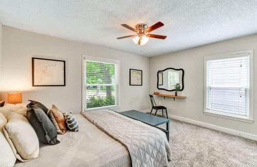 Dean Highland House | Pecan Hill House